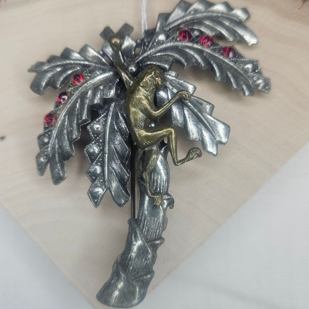 Vtg 1940s Bauman Massa Coro Pot Metal Monkey Palm Tree Brooch Red Rhinestone EUC